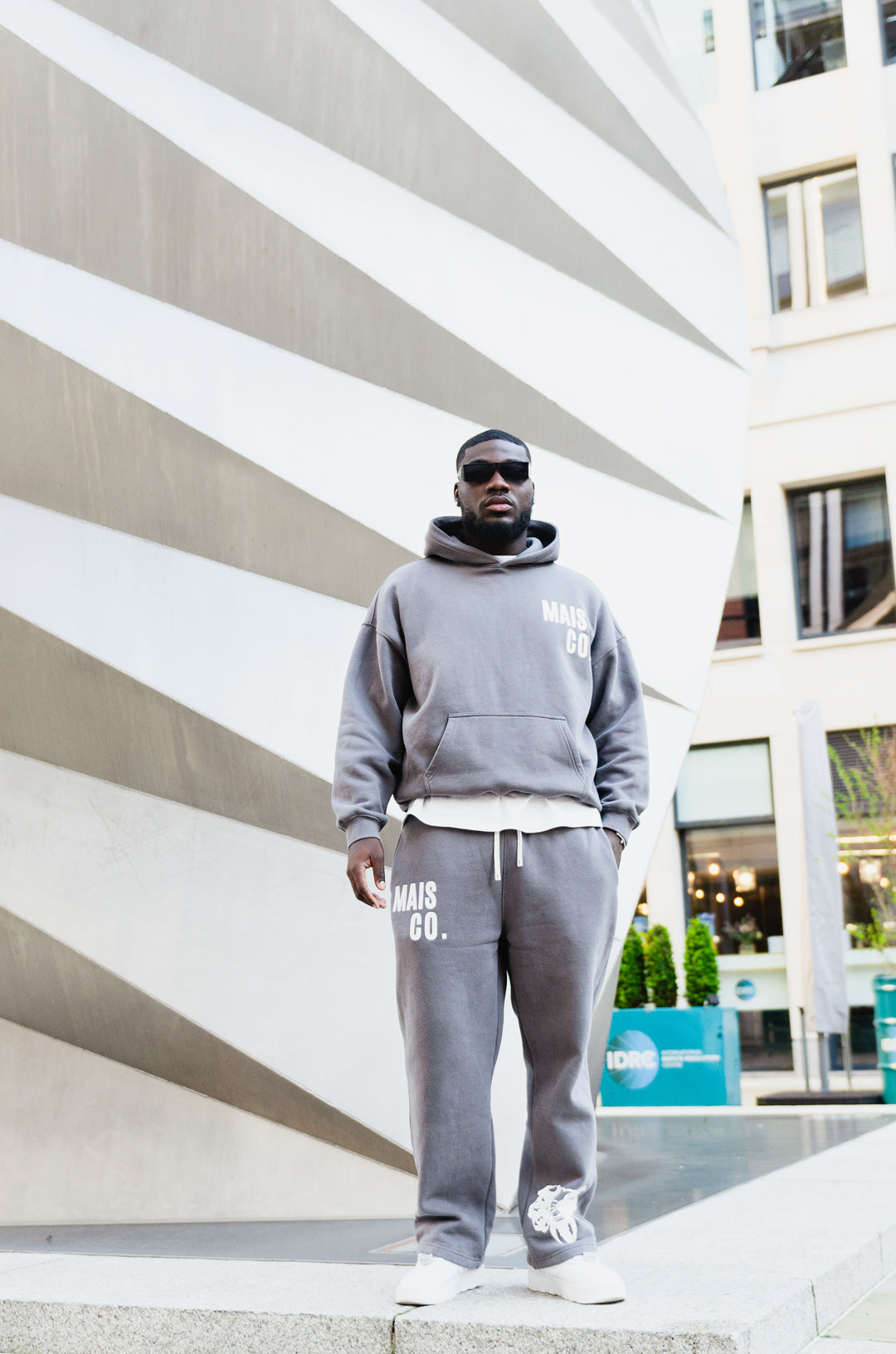 MAIS 'INK' SWEATPANTS- PURE GREY