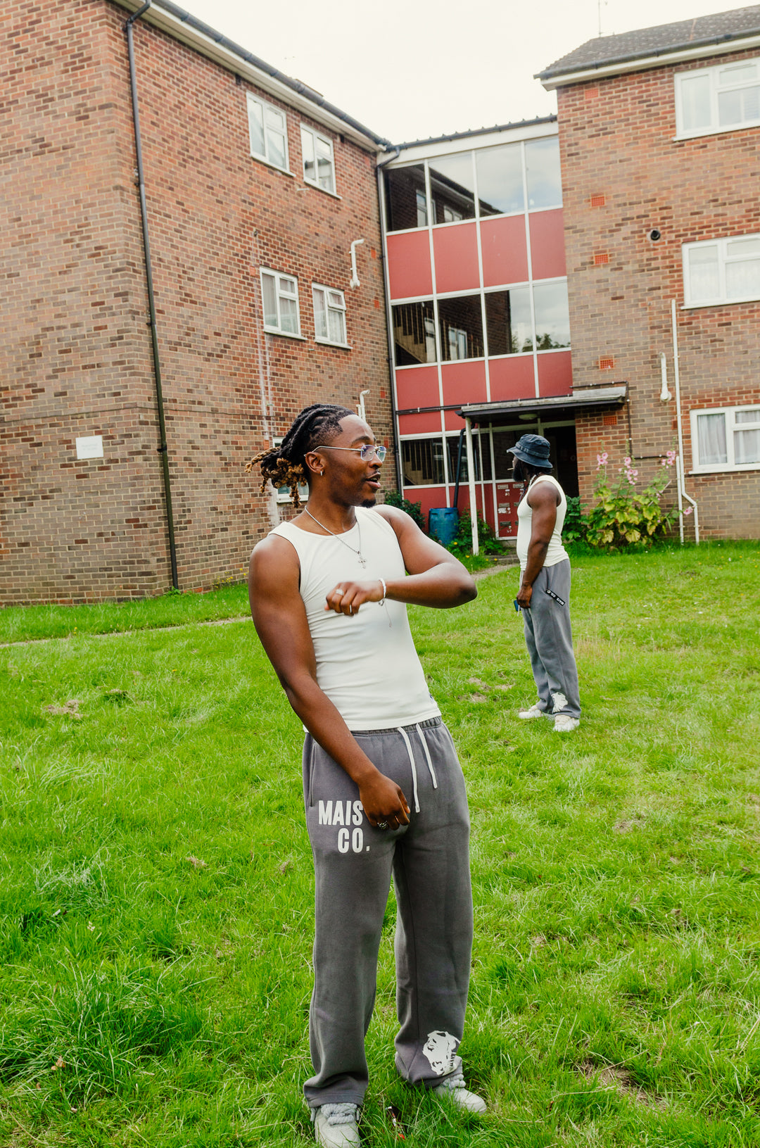 MAIS 'ESSENCH' VEST - IVORY