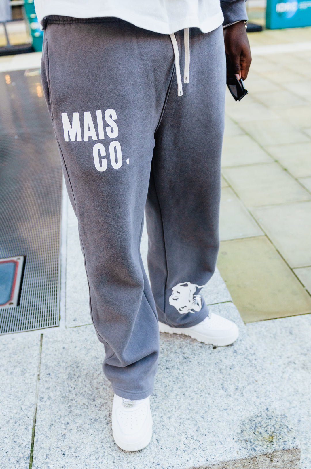 MAIS 'INK' SWEATPANTS- PURE GREY