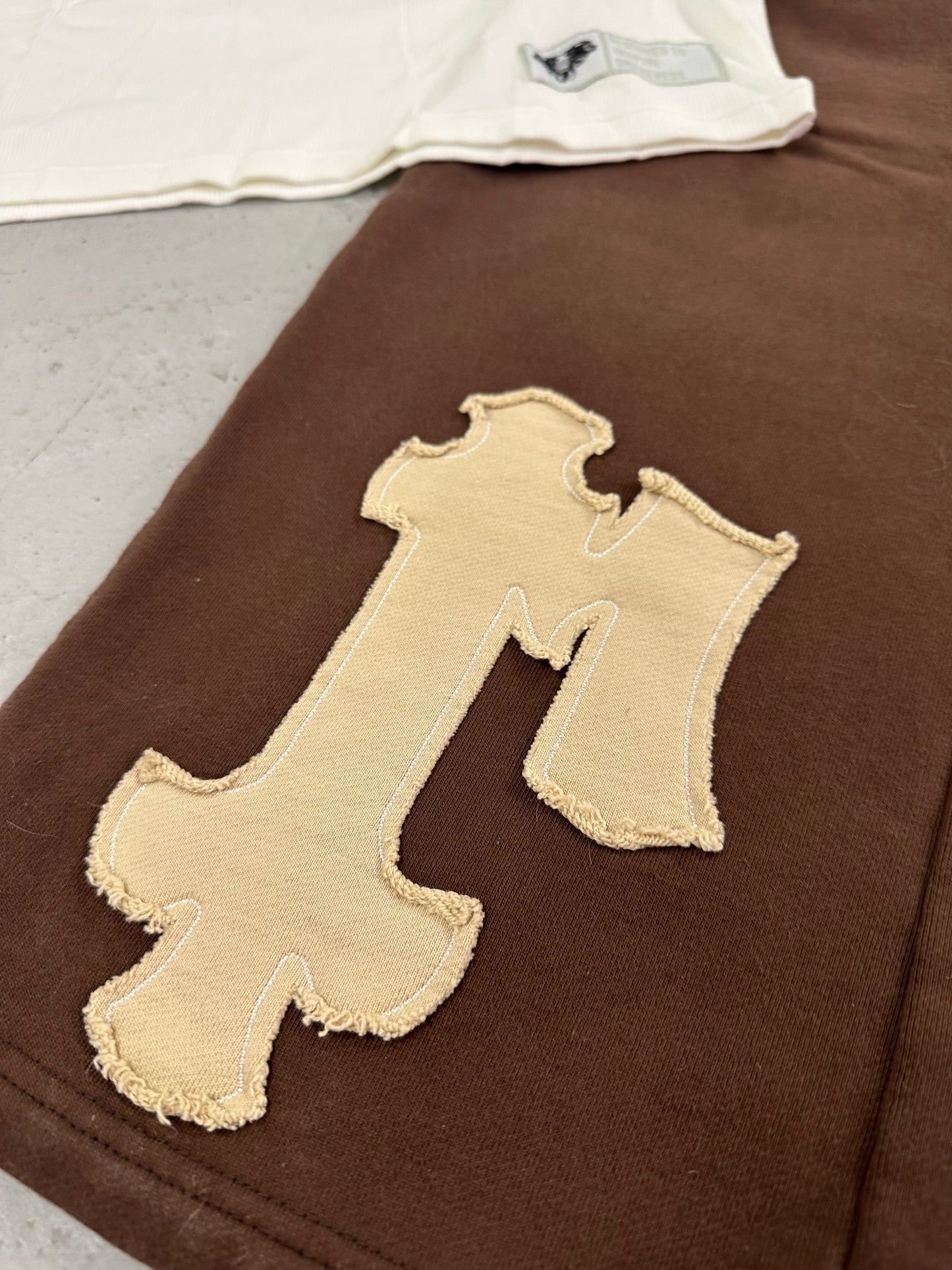 MAIS 'FLEUR' SWEATPANTS- CHOCOLATE